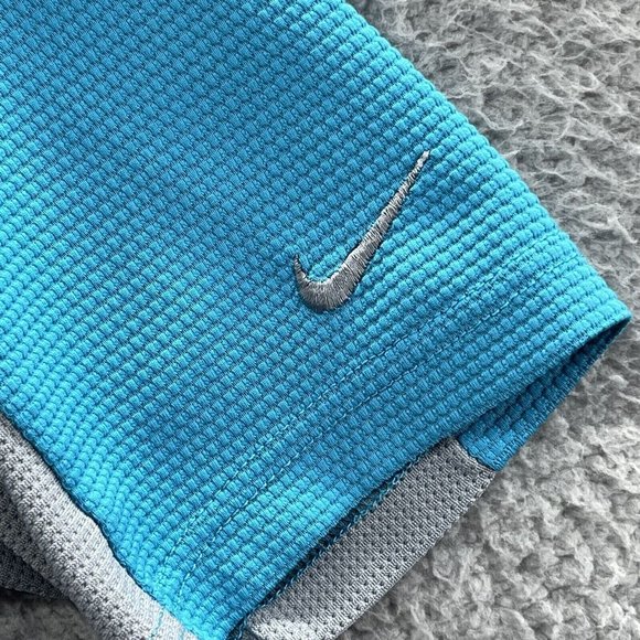 Nike Sphere Dry Top Women's Medium Blue 1/2 Zip Pockets Running Top Ladies M - Picture 4 of 9